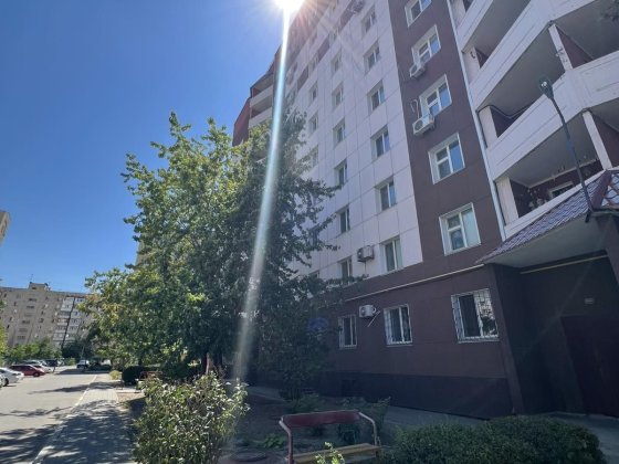 Продаж 1к квартири 1й Південний Піски ЗДСК Новокузнецкая В. Украинца