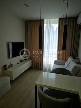 Продаж 1к квартири  Фортечний тупик, 7б метро Печерська - фото 1