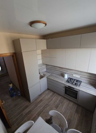 Продам 2х современную квартиру, ЦЕНТР. - фото 1