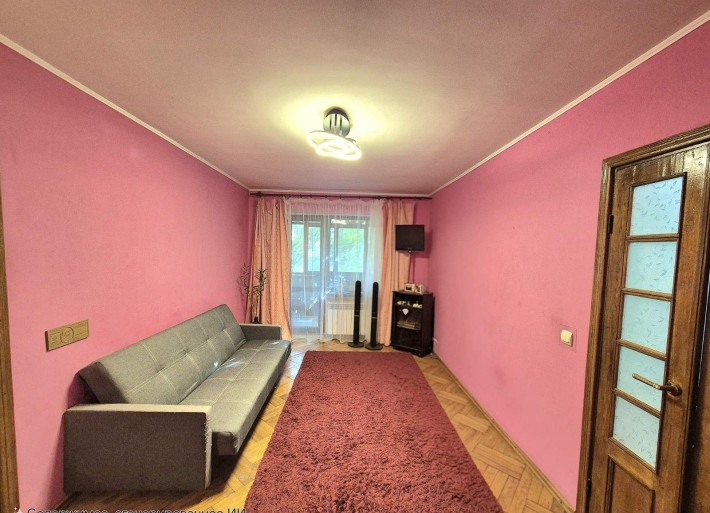 Продається 2-кімнатна квартира  в центрі,  вул.Київська - фото 1