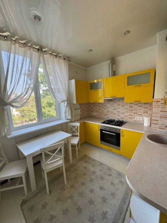 Продам 2к квартиру в кирпичной сталинке на ул. Гоголя. Центр. Ремонт! - фото 1