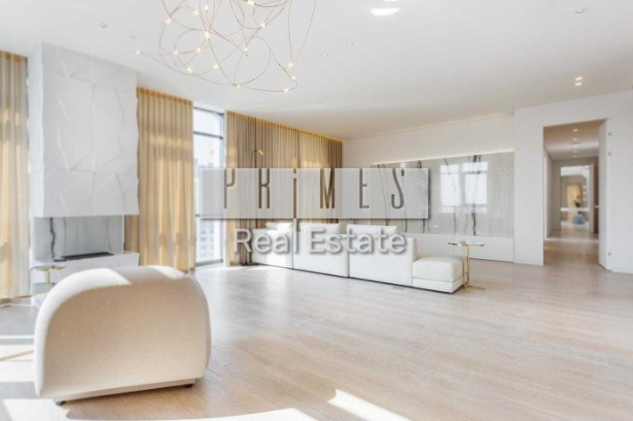 Продажа 5к квартиры 198м2, ЖК Новопечерские Липки, ул. Верхогляда, 11б - фото 1