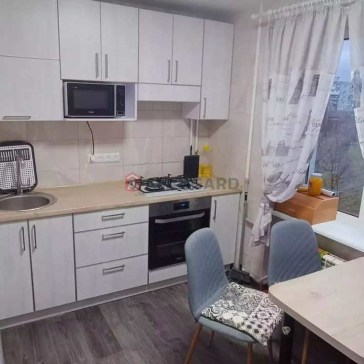 3 кімнатна квартира. Олександровський район. Вул. Запорізька. - фото 1
