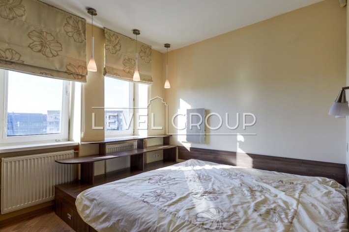 Продаж 3к квартири на Подолі біля метро - фото 1