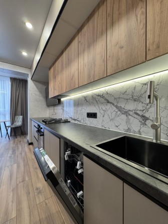 Продам 2х ком квартиру, ЖК Счастливый 2 - фото 1