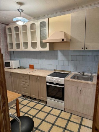 Продам НЕ ДОРОГУЮ 3-ком. 71м2, Победа-6. - фото 1