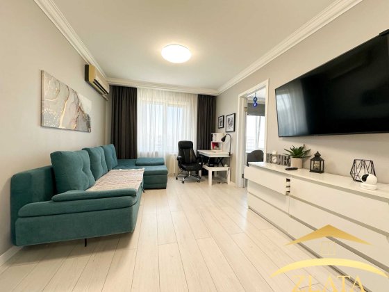 Продаж 3-к квартири на Бородинському