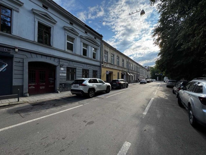 Продаж квартири в центрі Львова вул. Костя Левицького - фото 1