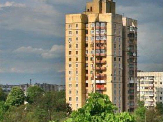 Продам 3 кімнатну квартиру 7/16 Путятинка  78м2 Заречаны