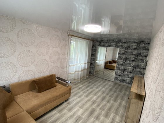 Простора однокімнатна квартира у самому серці Фортечного району! Кропивницький