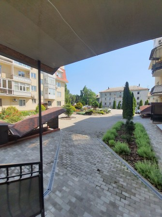 Елітна квартира в закритому ЖК на Правому березі - фото 1