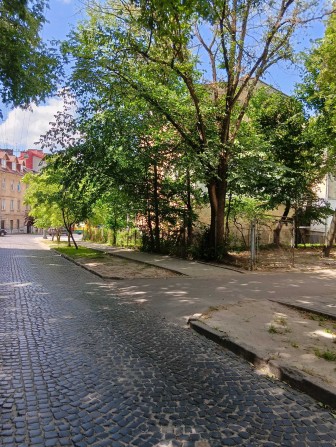 Продаж  1 Кім. квартири у м. Львів ( Галицький район) - фото 1