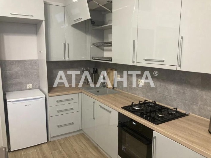 Продаж 1 кім. квартири з ремонтом по вул. Кругла (СПАРТАК) - фото 1