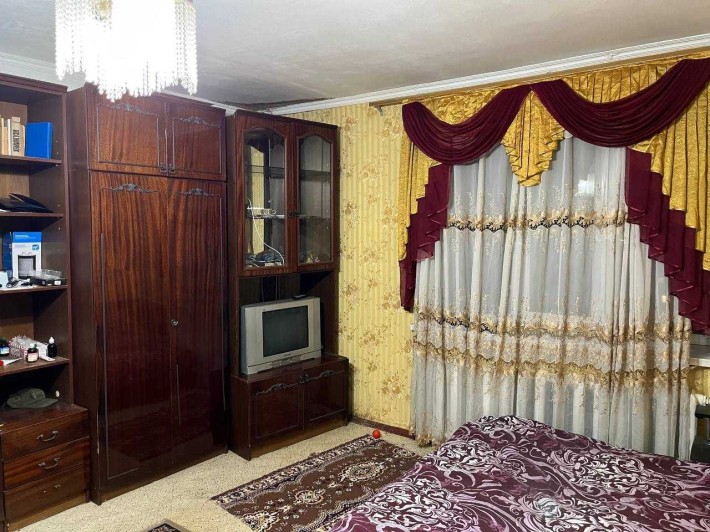 Продаю 1 комнатную крупногабаритную квартиру Центральный проспект - фото 1