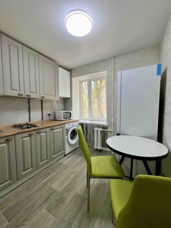 В продаже 2-к кв с ремонтом кирпич в Центре ул Гончара/ Паторжинского - фото 1