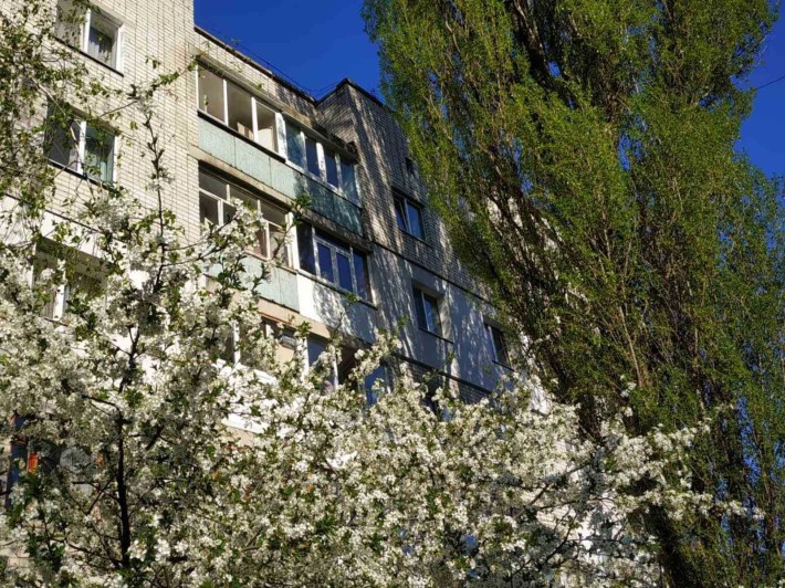 ЦІНУ ЗНИЖЕНО!!! Продаж 4-кімн.квартири з тамбуром - фото 1