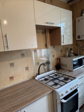 Продам 2 х кімнатну квартиру вулиця Гоголівска 7/9 панель - фото 1