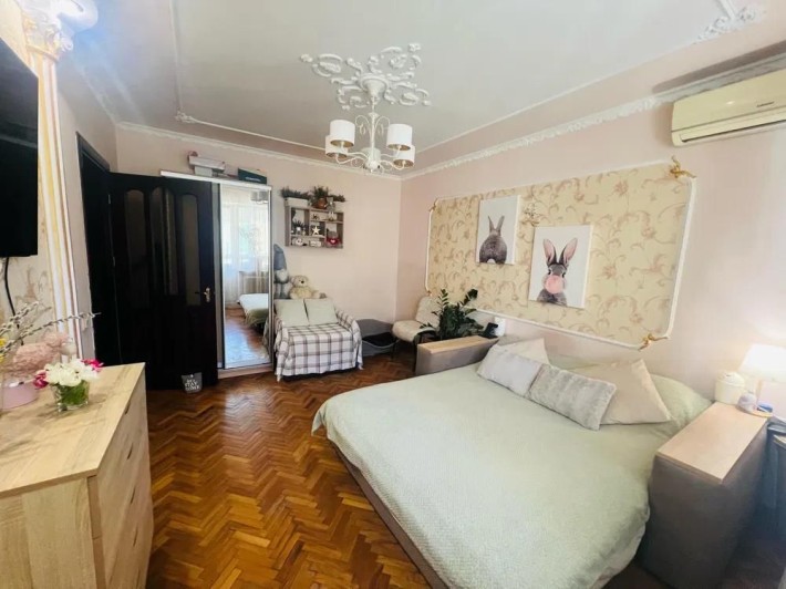 Продаж 2 кім квартира 50м² з меблями та технікою на Величковського - фото 1