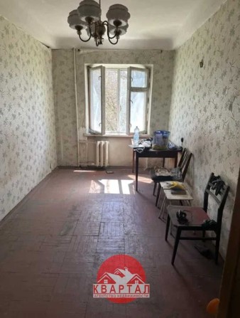 Продается 2-х комн. квартира на Днепровском шоссе, под капремонт - фото 1