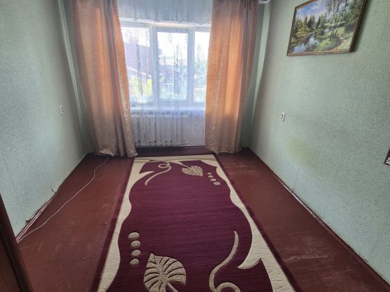 Продаж 1/2частини в 2кім.квартирі,Центр(Перемоги/Короленка