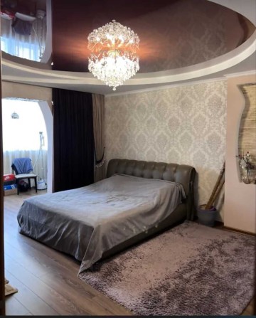 Продам 2 к. квартиру с ремонтом в центре пос. Котовского - фото 1