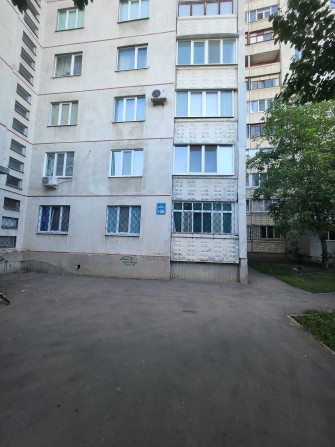 Продам 2 к. квартиру Роганский ж/м, ул. Роганская - фото 1