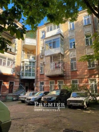 Класика епохи: квартира в сталінці в центрі міста - фото 1