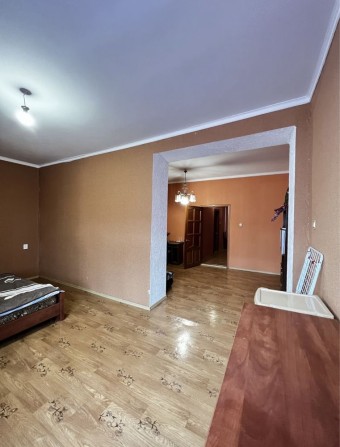 В Продажу 3 к к в Лісках / вул. Курортна - фото 1