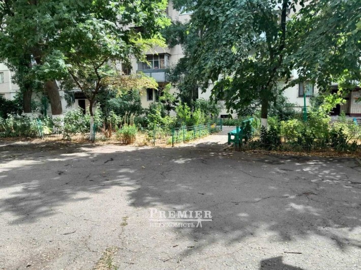 Терміновий продаж! 3-х кімн квартира 7 станція Фонтану 66м 45000у.о - фото 1