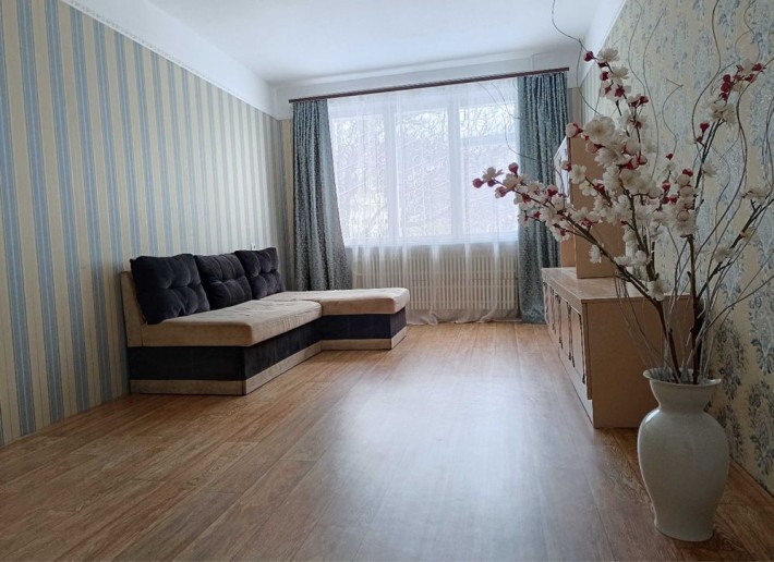 1 к. кв. возле метро Дв.Спорта. Цена снижена -15250$. Срочная продажа - фото 1