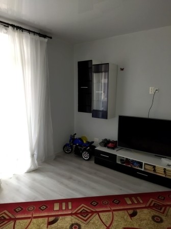 Продаж  квартири з ремонтом - фото 1