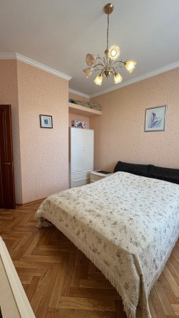 Сталинка на улице Уютная/Отрада/75 метров/2 комнаты и кухня-гостиная! - фото 1