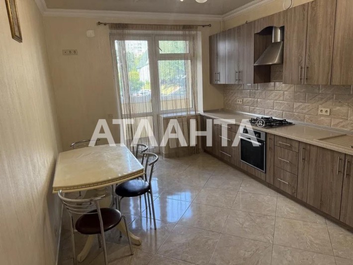 Продаж 3-кім. квартири з ремонтом по вул. Плуговій. - фото 1