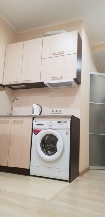 Продам свою  уютную квартиру  Жк Франзуский квартал - фото 1