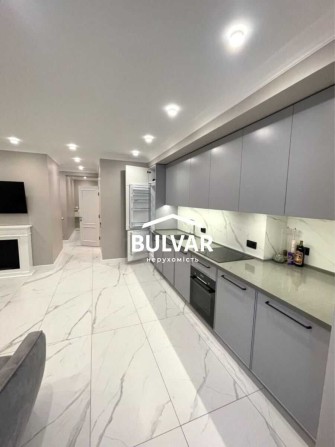 Продам 3 к.кв.,  новострой ЖК Искринский, м. Защитников Украины - фото 1