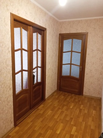 Продаю 2 кiмнатну квартиру з капитальним ремонтом - фото 1