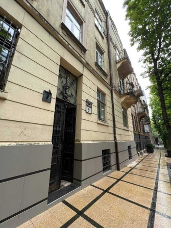 Продаж 3 кім квартири, вул. Грюнвальдська (Коновальця-Антоновича) - фото 1