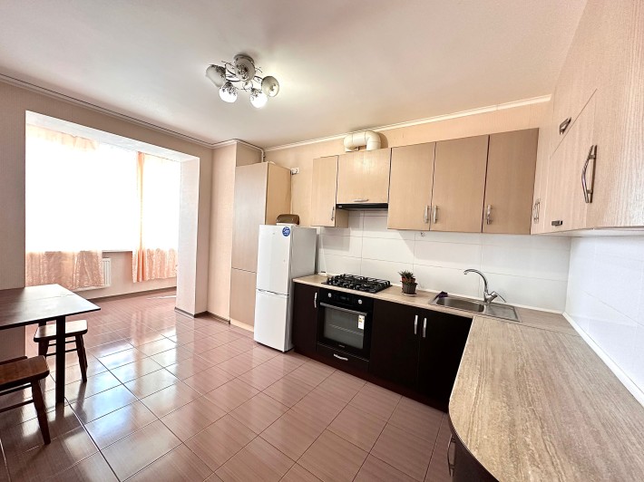 Без% Продаж 3К- 78,5 м.кв с. Софіївська Борщагівка, вул. Шалімова 69 - фото 1