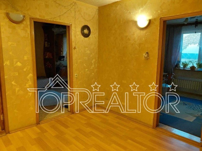 Продам 3-комнатную квартиру в пос. Жуковского  Астрономическая 35-И - фото 1