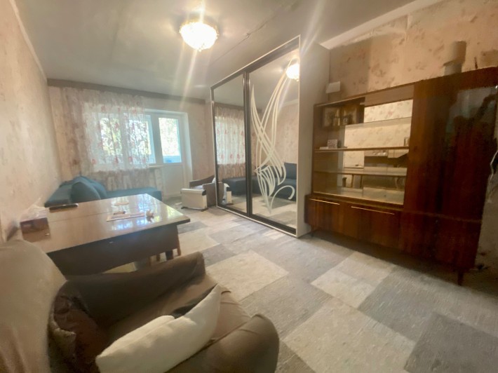 Продается просторная двухкомнатная квартира в Лесках (Крылова,33) С2 - фото 1