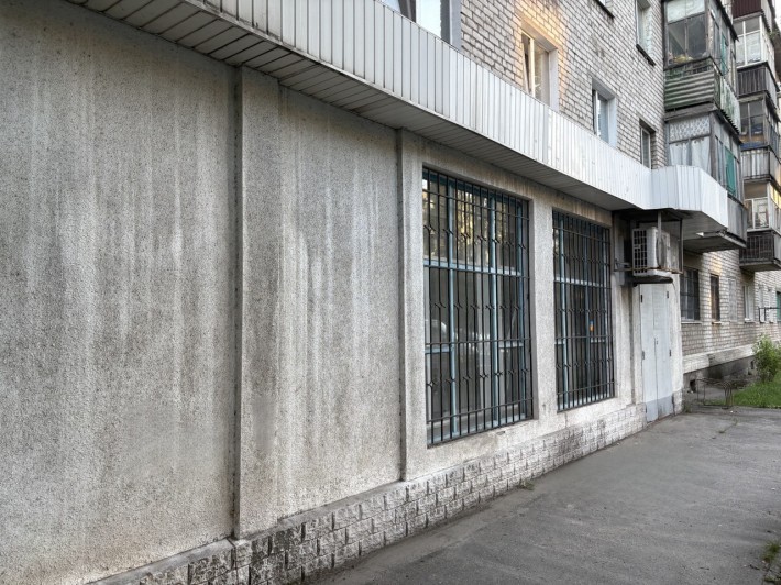Продам комерційне приміщення 95 м². Горішні Плавні - фото 1