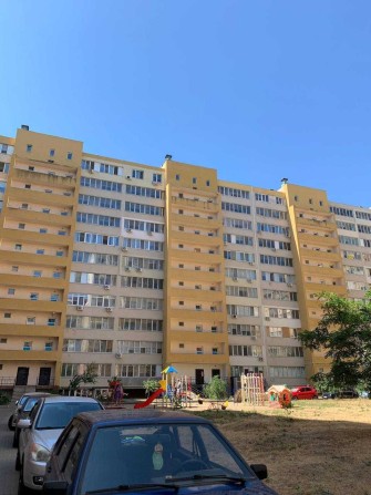Продам 1 кімнатну кв-ру на вул. Сахарова ! - фото 1