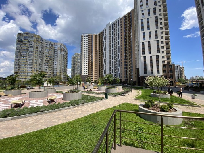Продается 1к квартира в Кадоре на Краснова - фото 1