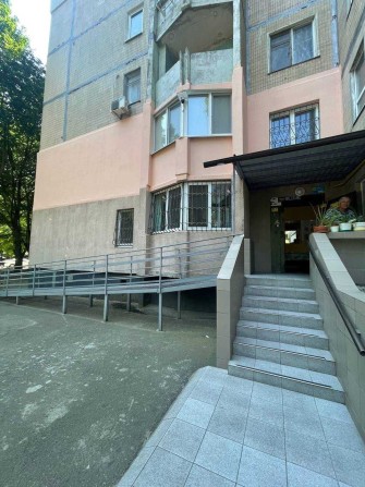 Продам 1 комн Королева / Южный рынок. Жилое состояние! - фото 1