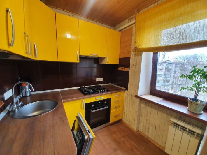 Продам 3к пр. Гагарина д.179 с ремонтом р-н Одесская - фото 1