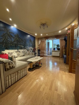 Продам 3к квартиру ТРЦ Україна Жилстрой 2 - фото 1