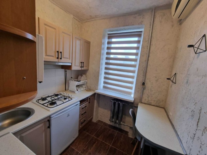 Продам 1 ком квартиру, кирпичный дом отличное  состояние - фото 1