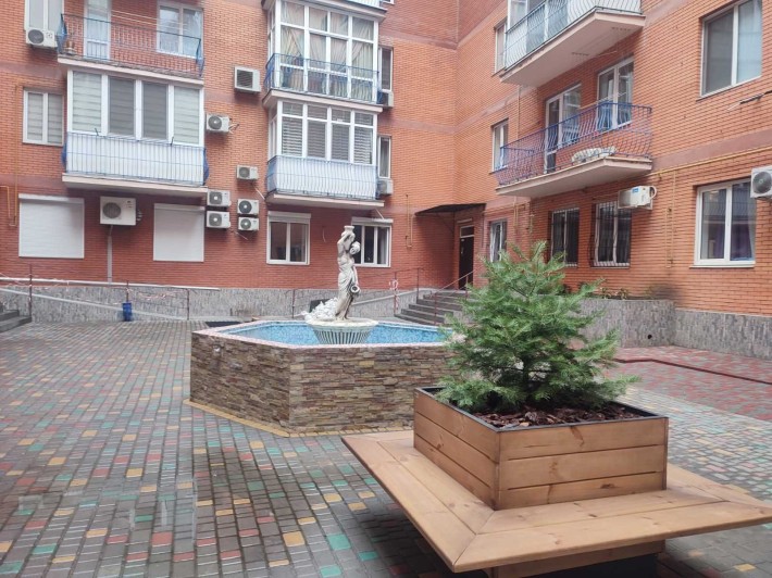 Продам 1 комн квартиру в новом кирпичном доме в Центре, пер. Книжный - фото 1