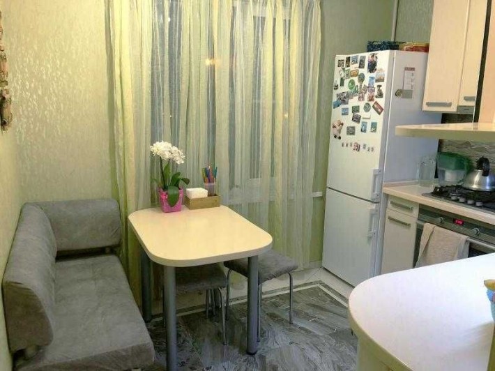 Продаётся 3 ком.кв., рядом с ТРК Украина - фото 1