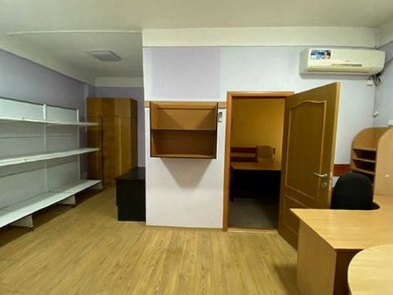 Нежитлове приміщення 49,8 кв.м вул. Мілютенка, 23а, м. Київ, Деснянський рн Киев